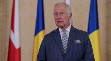 Regele Charles, primit cu mare bucurie de locuitorii din Valea Zălanului: „Mi-a dat pupic”