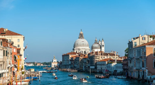 (P) Avantajele unei oferte last minute