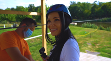 VIDEO Corina Caragea s-a distrat ca un copil în parcul de aventură de la Comana