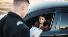 Ce amenzi riscăm să primim atunci când suntem opriți de poliție