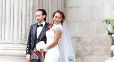 Mel B de la Spice Girls s-a căsătorit a treia oară. După un copil din flori cu Eddie Murphy și un fost soț abuziv, a găsit în sfârșit fericirea în brațele hairstylistului ei