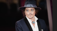 Johnny Depp, judecat pentru lovire. Actorul se întoarce la tribunal cu avocata Camille Vasquez