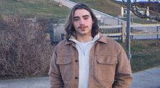 Un student de doar 20 de ani, găsit mort în camera de cămin! Familia lui este devastată: „Suntem sfâșiați de durere”. Care este cauza decesului