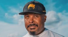 Cabral, zi de naștere la foc de tabără, înconjurat de familie și prieteni. Unde a plecat prezentatorul: „Haihui prin România, conectați la fiecare frunzuliță, dar nu la Wi-Fi”