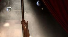 Laura Cosoi a dansat la bara in „Mostenirea”  FOTO