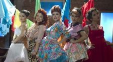 Loredana, gospodina sexy a anilor ’50! Vezi imagini de la filmarile noului videoclip al artistei