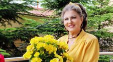 Irina Loghin îşi ia înapoi pensia specială. Cât încasează lunar de la stat