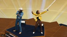 SWAE LEE, unul dintre artiștii principali de la UNTOLD ONE, pe scena WORLD CUP, alături de Post Malone