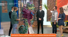 Cătălin Măruță, față în față cu un nou personaj Masked Singer! Tu ghicești cine se ascunde în costumul Cameleonului?