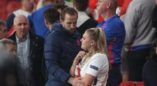 Soția lui Harry Kane, cu ochii în lacrimi după înfrângerea Angliei în finala EURO 2020