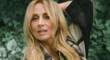 Lara Fabian a încântat România cu o apariție istorică în finala Vocea României 2024. Artista a deschis seara interpretând piesa ei consacrată „Je t'aime”
