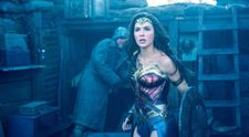 Wonder Woman 2. Cum arată noul costum de supereroină al lui Gal Gadot