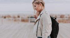 (P) Cum alegi jacheta de piele ideală pentru ținute feminine și stilate