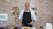 Ce succes are Liviu Dragnea cu rețetele de pe YouTube | VIDEO Care sunt cele mai populare clipuri