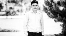 El este tânărul de 20 de ani care a murit în timpul unei vacanțe în Delta Dunării: „O parte din noi s-a rupt”. Sebastian era fotbalist și proaspăt student la Medicină