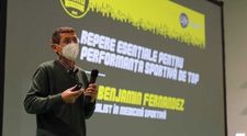 (P) Sportivii CSU Știința București au discutat, în premieră pentru România, cu Dr. Benjamin Fernandez, unul dintre cei mai recunoscuți specialiști în medicina sportivă la nivel global, la invitația CSU Știința București și Mastercard 