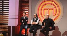 Cutia misterelor vine la 