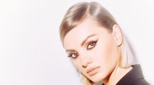 Alexandra Stan a lansat o nouă melodie însoțită de videoclip, „Aleasă”