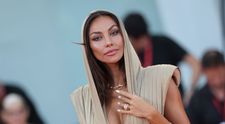 Cine este femeia care a amenințat-o pe Mădălina Ghenea, în ultimii ani. Actrița a stat față în față cu agresoarea, pentru prima oară, chiar în sala de judecată: „Îmi era frică să-mi duc fiica la școală”