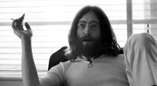 John Lennon a avut o aventură cu o asistentă, pusă la cale de Yoko Ono