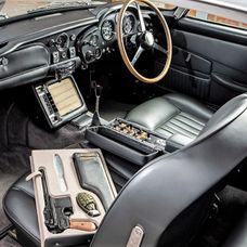 Aston Martin James Bond. FOTO: Sotherby's