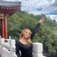 mariah-carey-great-wall-china2-091424-86662971634342099416a84db93db7d0