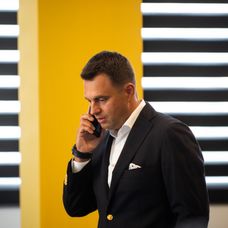  Șef sub acoperire, 21 noiembrie 2024. Alin Hustiu, CEO-ul Domino's Pizza România, devine Șef sub acoperire, în cadrul companiei pe care o conduce, de 12 ani „Vreau să văd atitudinea din te (8)