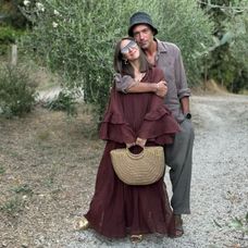 Cât costă o noapte de cazare în locațiile exclusiviste din Toscana în care au fost cazați Smiley, Gina Pistol, Adela Popescu, Radu Vâlcan și prietenii lor (4)
