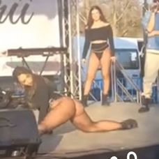 dans twerk Alexandria, Florii