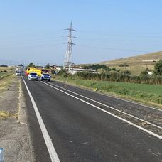 Un șofer beat, de 19 ani, a lovit cu mașina șase tineri, iar trei dintre ei au murit pe loc. Tragedia a avut loc la Sântimbru, în Alba.

Imagini de la locul accidentului 