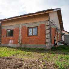 Echipa ajunge la casa începută de Titica, în Bragadiru. Arhitecții sesizează, deja, primele probleme. „Totul a pornit de la o sch (14)