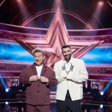 Pavel Bartoș și Smiley - Românii au talent