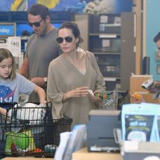 Angelina Jolie și fiica ei, Vivienne. FOTO: Profimediaimages.ro