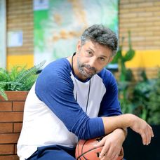 Vine Profu` la PRO TV. Andi Vasluianu este protagonistul serialului