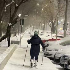 cu schiurile prin bucuresti