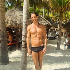 Arena+Agua+Palmera+Sunga=Verano.@vivaresorts @fedenglia @starliveproducciones #onlyatviva#amigosparasiempre