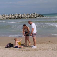 dariu la mare constt