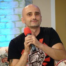 Solist Voltaj