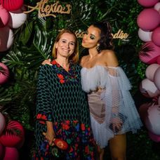 Andreea Esca și Alexia Eram, vacanță ca fetele în Dubai: Cadoul nostru a sosit