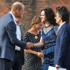 Ronnie Wood și soția lui, Sally, în compania prințului William. FOTO: Getty Images