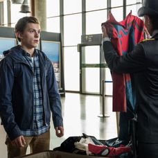 Tom Holland și Olivia Bolton. FOTO: wall.alphacoders.com