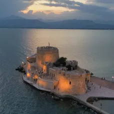 📍Bourtzi fortress, Nafplio#bourtzi #nafplio #peloponnese #greece #drone #dronephotography #dro