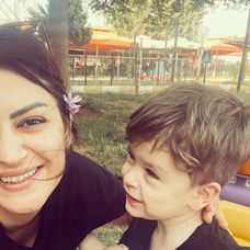 Sevdiğim bey bana çiçek toplamış 💛🍀
