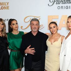 Sylvester Stallone, soția sa și cele trei fiice