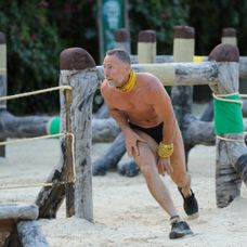 Uwe Dai - Survivor Romania (2)