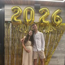 E assim começamos 2026…579 tentativas de uma foto em família e essas são as melhores que temos!