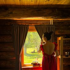 Ce zile de poveste am avut prin tara noastra! Am fost la prietenii din Oradea, apoi la cei de langa Hateg, aici, la @transylvanialogcabins, unde am petrecut doua zile perfecte, departe de zgomotul orasulu (5)