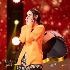 Iulia Vîlceanu - golden buzz Pavel și Smiley (35)