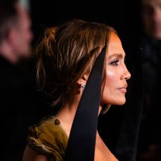 A night to remember 📍KISS OF THE SPIDER WOMAN premiere NY ❤️📸 @thestewartofny (3)