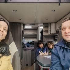 octavian strunilă cu familia in vacanta